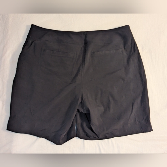 Athleta Shorts Trekkie North Women's 20 Black Hiking Outdoor Travel Athleisure - Picture 2 of 7